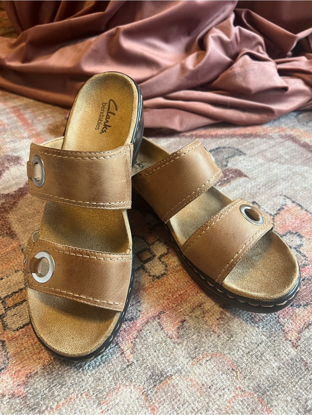 Clarks Bendables Lexi Willow Leather Wedge Slide Sandals Size 8.5 NWB